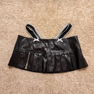 Black Pleated leather mini / micro Skirt with whale tail and bows